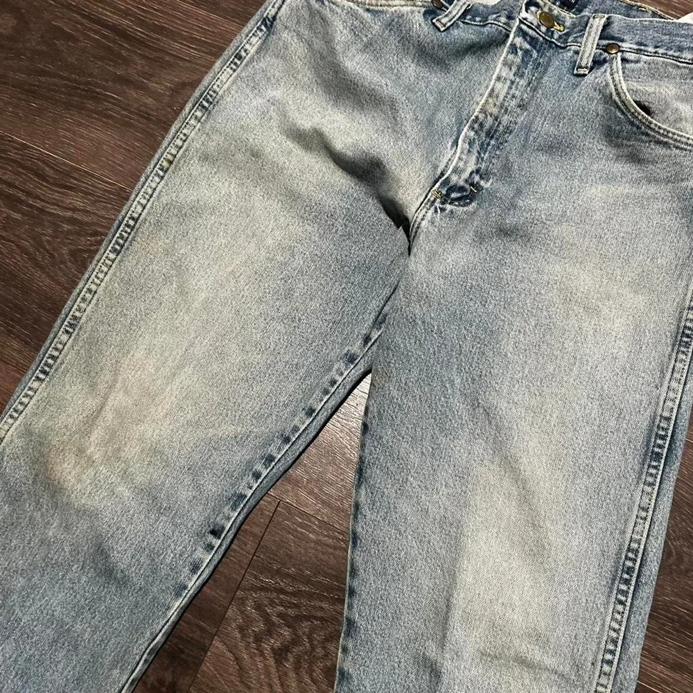 Vintage men's Wrangler George Strait light cowboy cut denim jeans Size 33x36